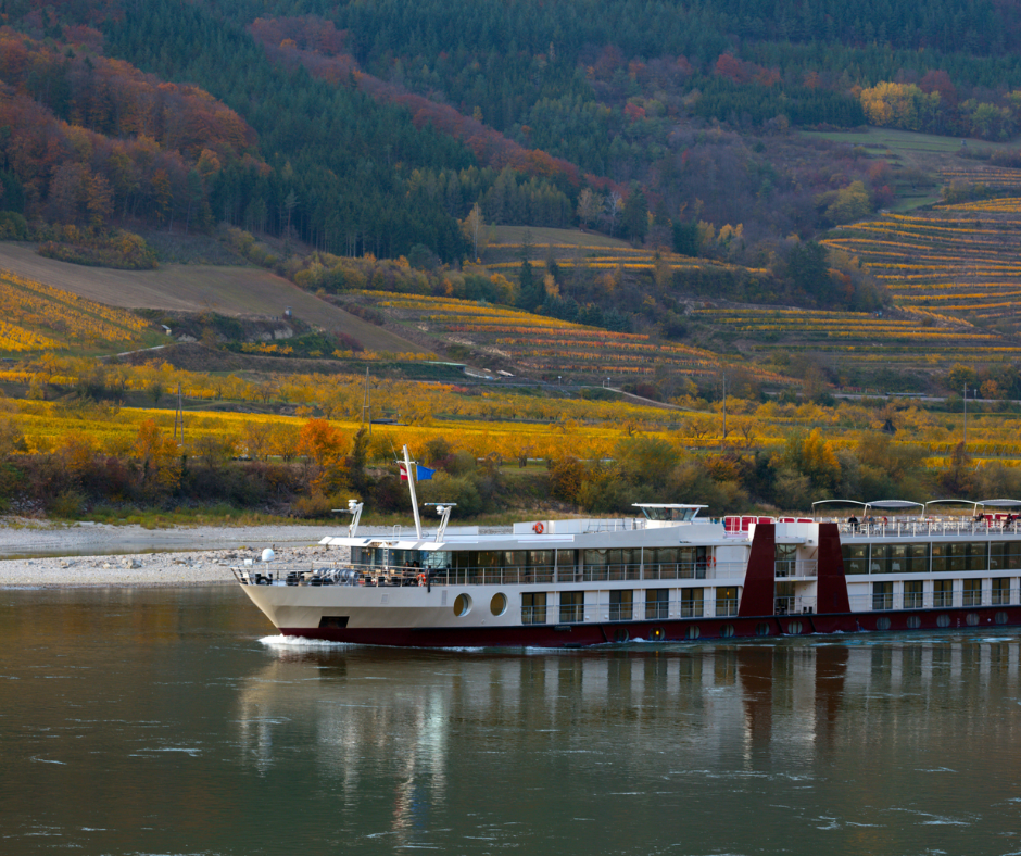 5 Reasons to Take a River Cruise